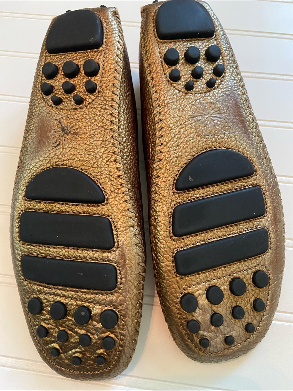 Taryn Rose Bronze Metallic Pebbled Leather Whipstitch Ballet Flats Womans 8.5 - Picture 4 of 7